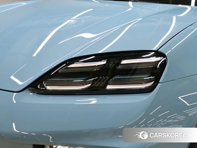 Porsche Makan EV id 4964263 из Кореи 16