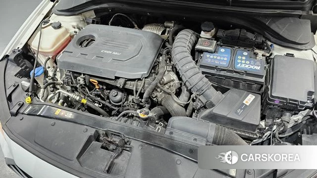 Hyundai Avante AD id 4998927 из Кореи 28