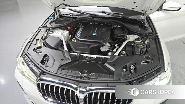 BMW 5 Series (G30) id 4976761 из Кореи 16