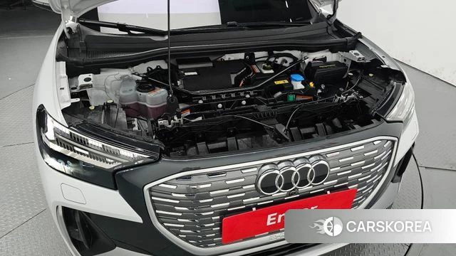 Audi Q4 e-Tron (F4) id 4898240 из Кореи 29
