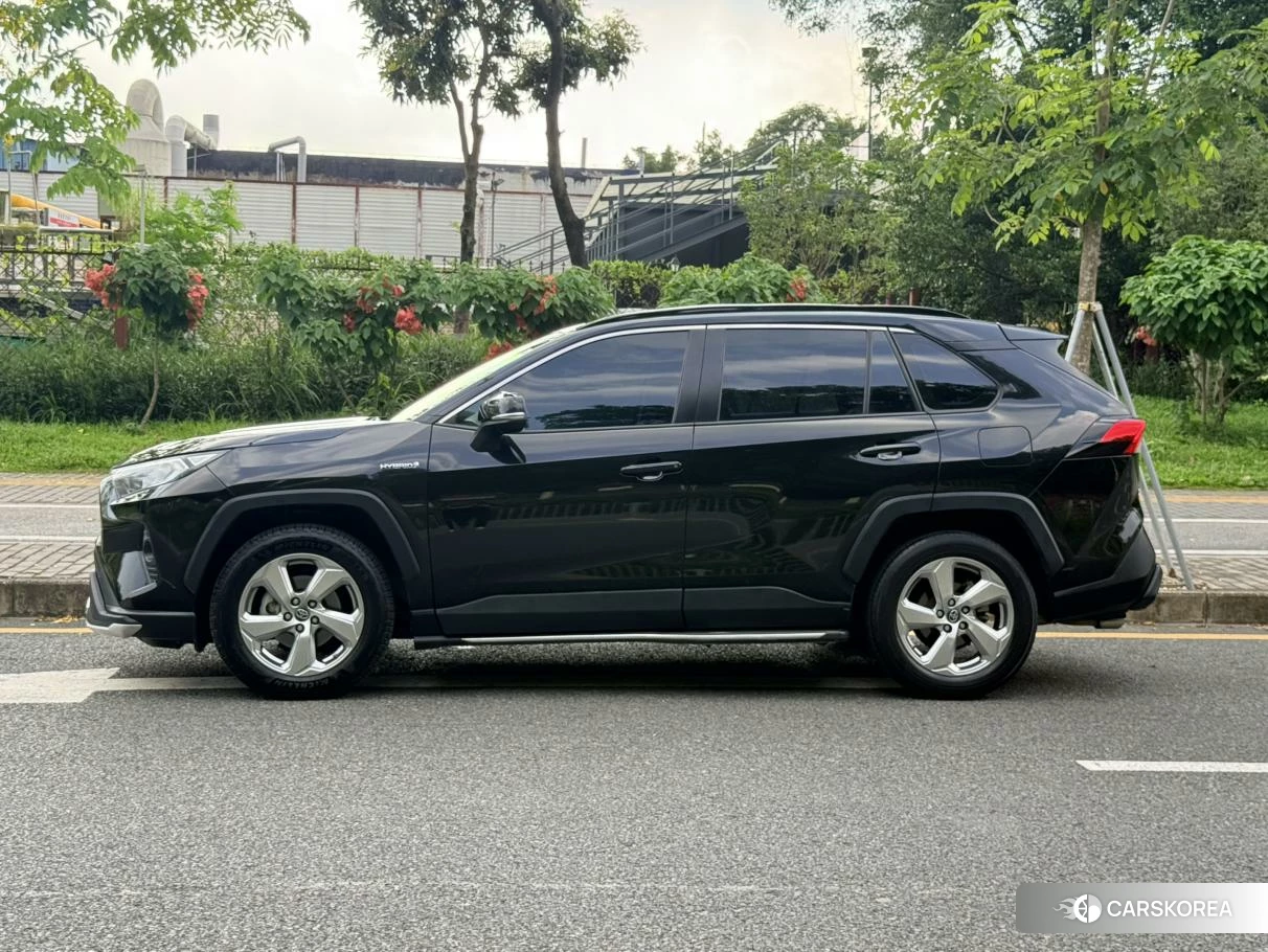 Toyota RAV4 2019 Черный из Китая, фото 6