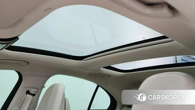 Mercedes-Benz E-Class W214 id 4964154 из Кореи 16