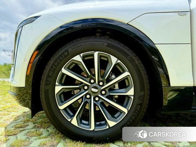 Cadillac Lyric id 4485646 из Кореи 16