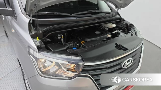 Hyundai The New Grand Starex id 4987482 из Кореи 16