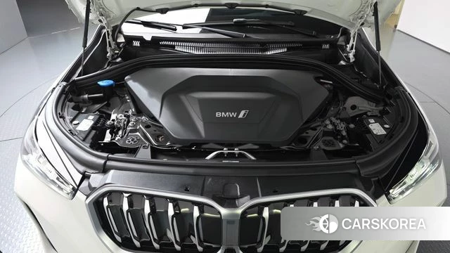 BMW iX1 (U11) id 5052296 из Кореи 34