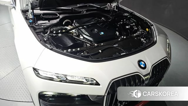 BMW 7 Series (G70) id 4964537 из Кореи 16