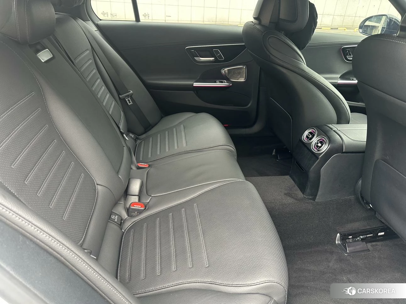Mercedes-Benz C-class 2023 Белый из Китая, фото 6