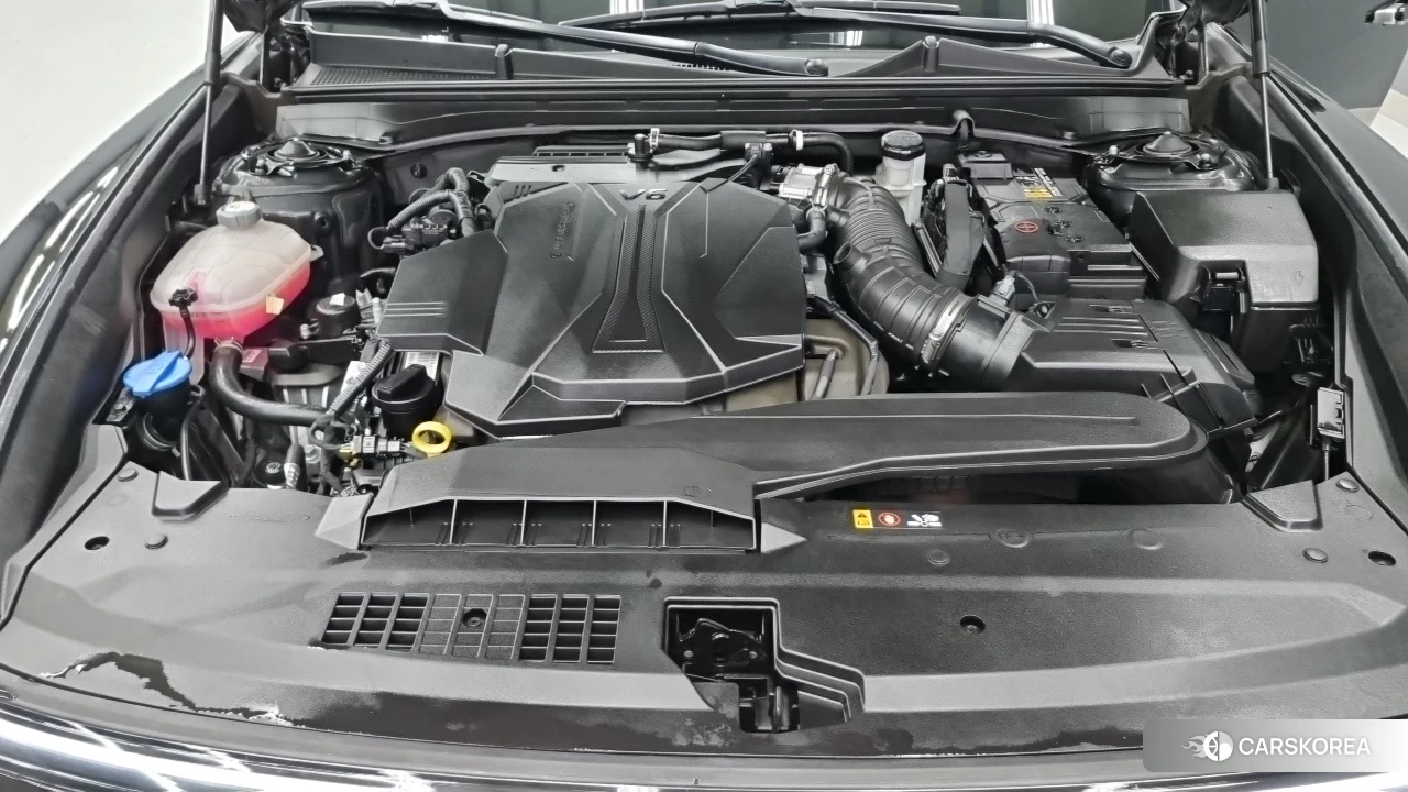 Hyundai Grandeur (GN7) id 5026987 из Кореи 14