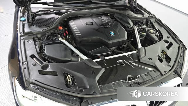 BMW 5 Series (G30) id 5040160 из Кореи 29