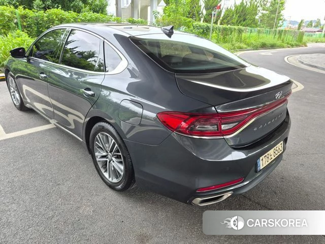 Hyundai Grandeur IG id 4610503 из Кореи 16
