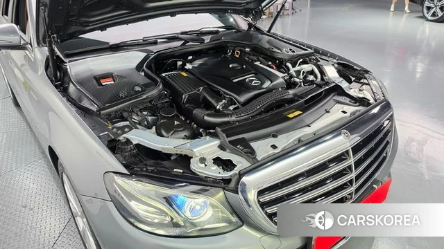 Mercedes-Benz E-Class W213 id 4998507 из Кореи 26