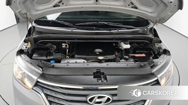 Hyundai The New Grand Starex id 4959305 из Кореи 26