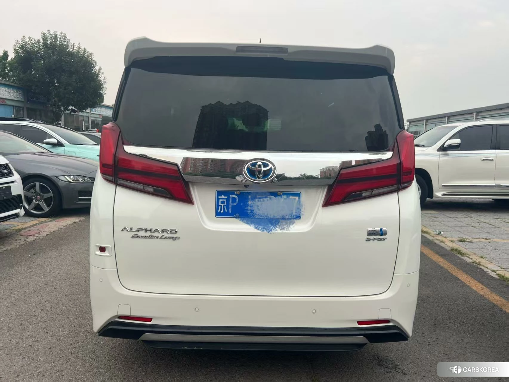 Toyota Alphard 2021 Белый из Китая, фото 6