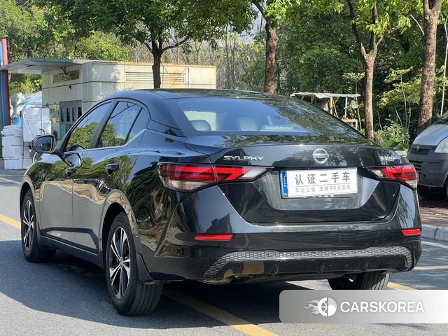 Nissan Sylphy 2022 Черный из Китая, фото 6