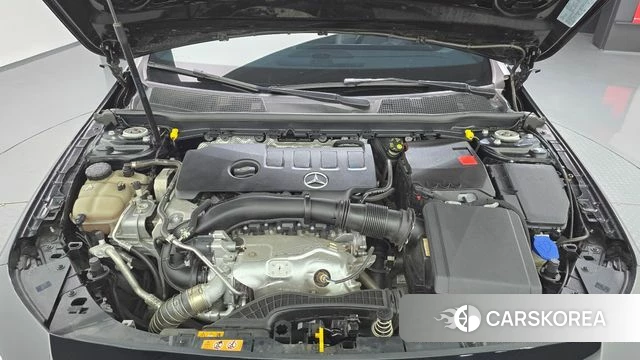 Mercedes-Benz A-Class W177 id 4535991 из Кореи 16
