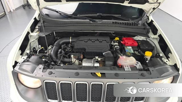 Jeep Renegade id 5046922 из Кореи 28