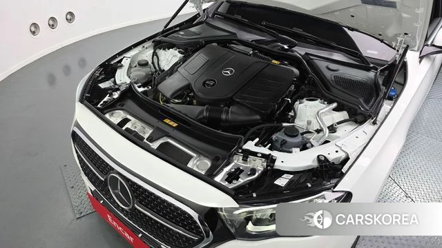 Mercedes-Benz E-Class W214 id 4916421 из Кореи 16