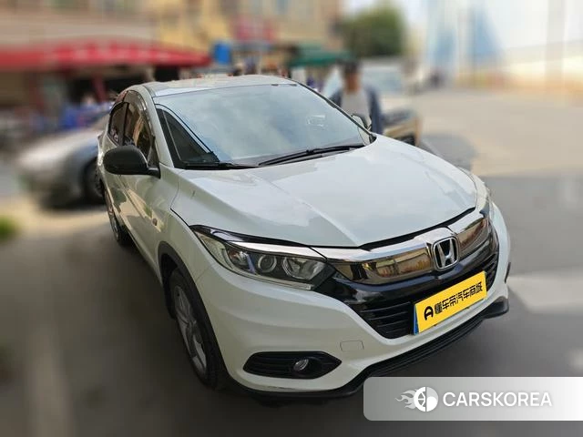 Honda Vezel 2021 Белый из Китая, фото 6