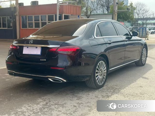 Mercedes-Benz E-Class 2023 Черный из Китая, фото 6