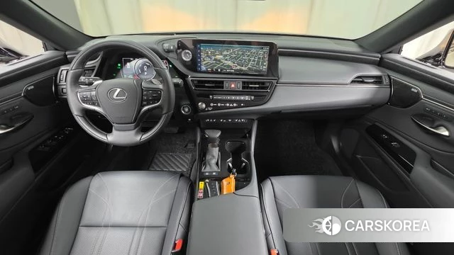 Lexus ES300h 7th generation id 4975821 из Кореи 28