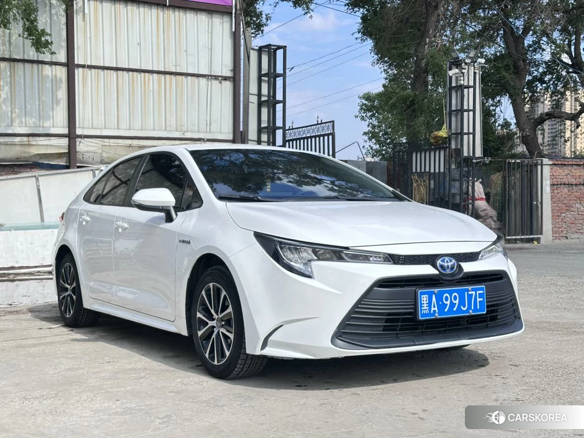 Toyota Levin 2024 Белый из Китая, фото 6