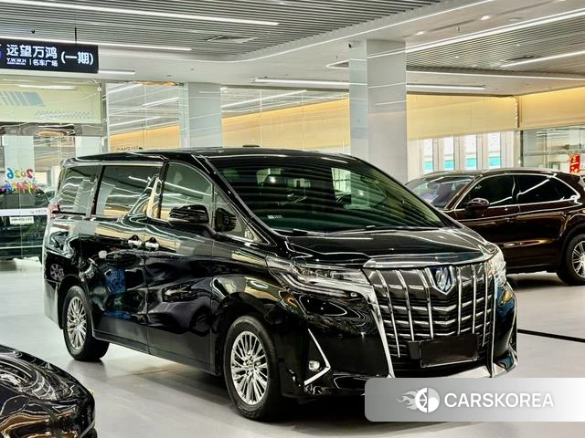 Toyota Alphard 2021 Черный из Китая, фото 6