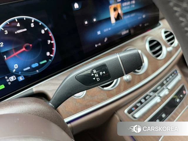 Mercedes-Benz E-Class 2021 Черный из Китая, фото 6