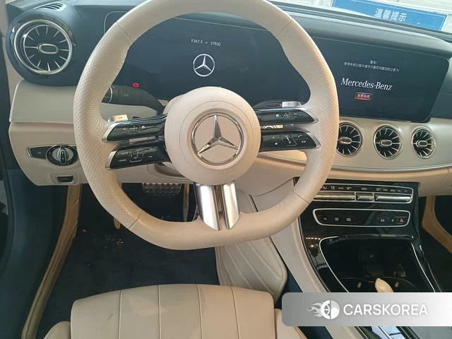Mercedes-Benz E-Class 2023 Зеленый из Китая, фото 6