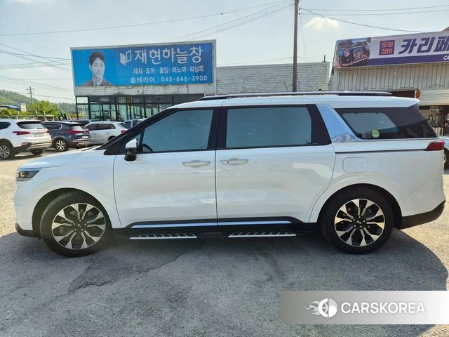 Kia Carnival 4th generation id 4930073 из Кореи 16