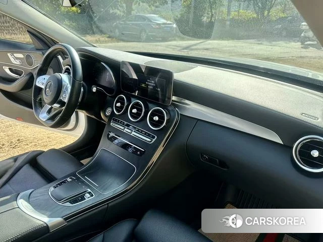 Mercedes-Benz C-class 2021 Белый из Китая, фото 6