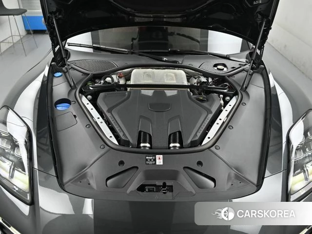 Porsche Panamera (976) id 4691105 из Кореи 16