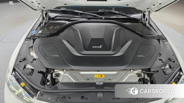 BMW i4 id 5011999 из Кореи 36