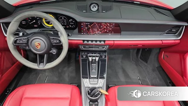 Porsche 911(992) id 4792207 из Кореи 29