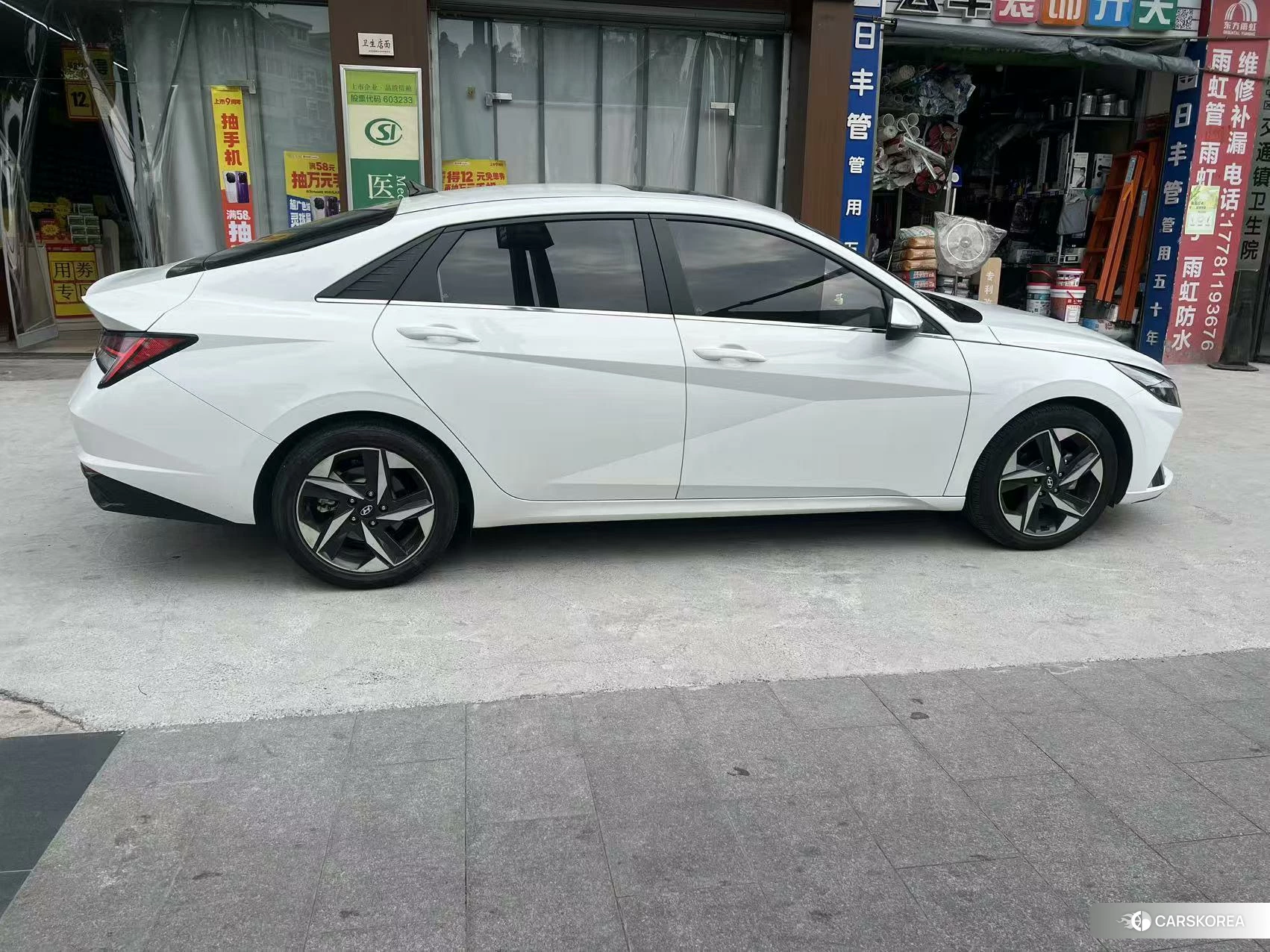 Hyundai Elantra 2022 Белый из Китая, фото 6