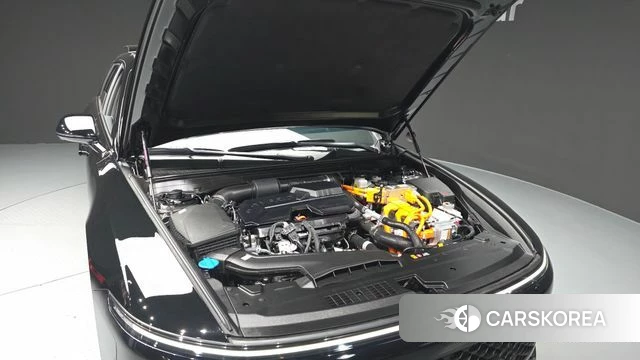 Hyundai Grandeur Hybrid (GN7) id 4724740 из Кореи 16