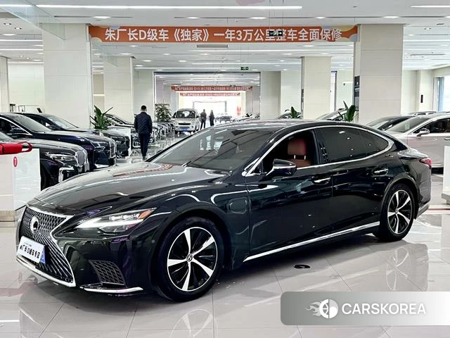 Lexus LS 2025 Черный из Китая, фото 6