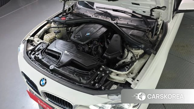 BMW 3 Series (F30) id 5042277 из Кореи 16