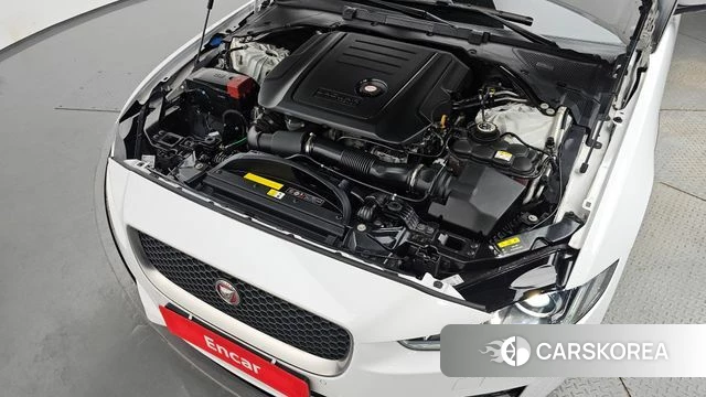 Jaguar XE id 4759929 из Кореи 27