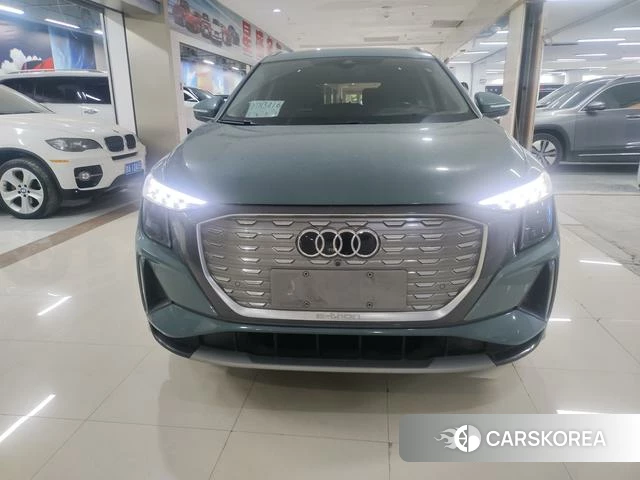 Audi Q5L 2023 Зеленый из Китая, фото 6