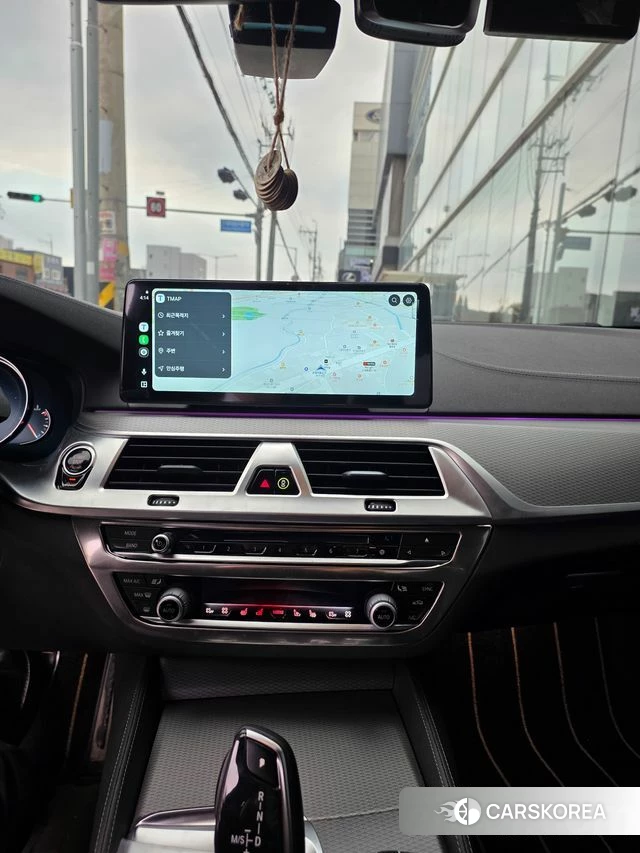 BMW 5 Series (G30) id 4988332 из Кореи 8