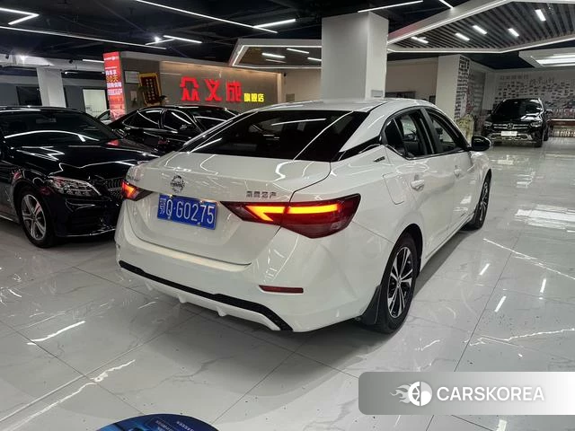 Nissan Sylphy 2021 Белый из Китая, фото 6