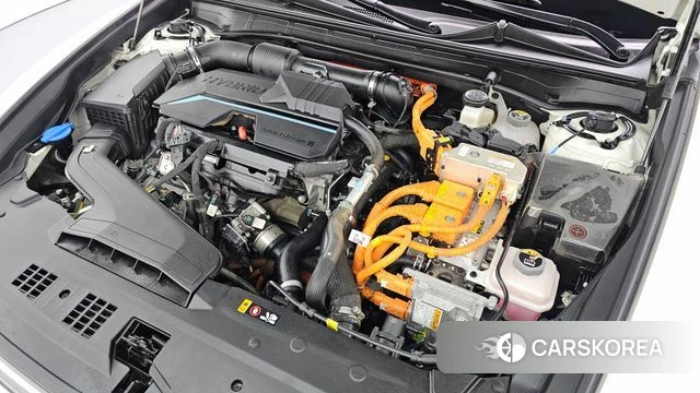 Hyundai Grandeur Hybrid (GN7) id 5021536 из Кореи 16