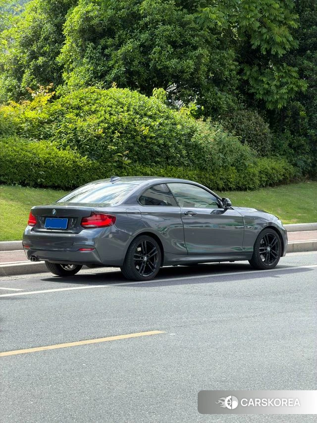 BMW 2 series 2021 Темно-серый из Китая, фото 6