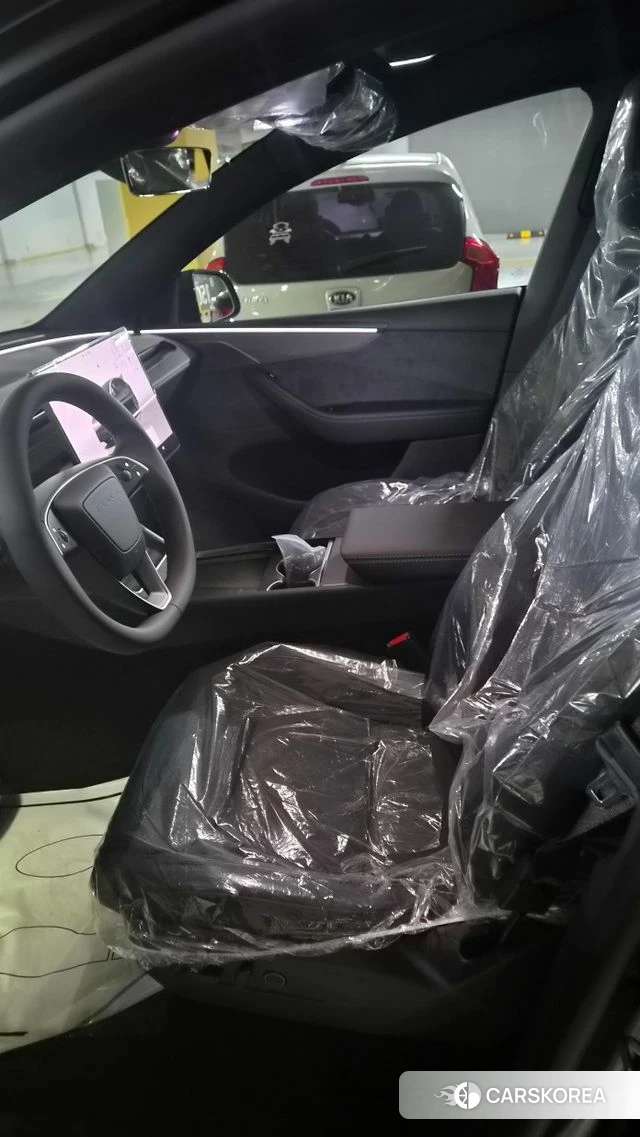 Tesla Model Y 2026 Серый из Кореи, фото 6