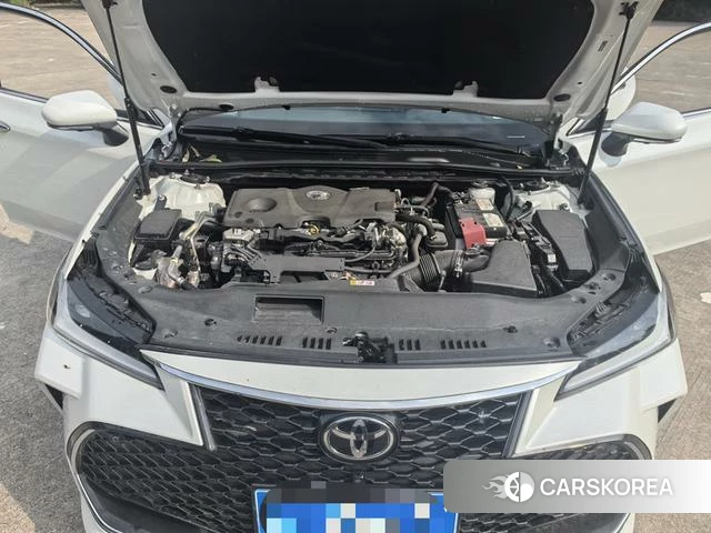 Toyota Avalon 2024 Белый из Китая, фото 6