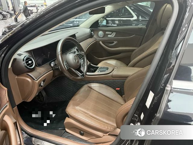 Mercedes-Benz E-Class 2021 Черный из Китая, фото 6