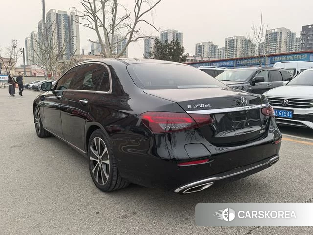 Mercedes-Benz E-Class 2023 Черный из Китая, фото 6