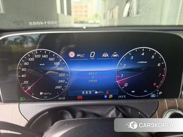 Mercedes-Benz E-Class 2024 Черный из Китая, фото 6
