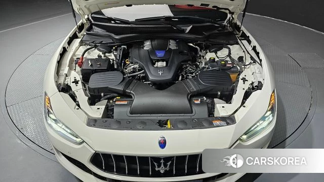 Maserati Ghibli id 4907005 из Кореи 30