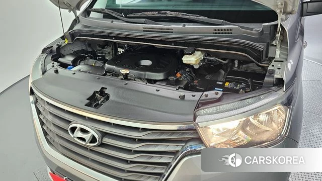 Hyundai The New Grand Starex id 5048717 из Кореи 16